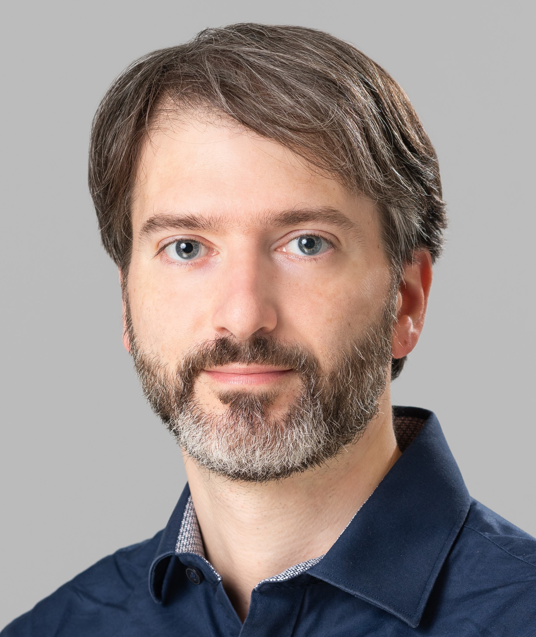 Dr Antonio Lombardo